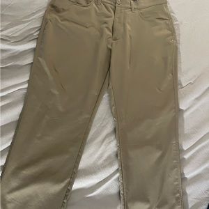 Under Armour Golf Pants, Size: 36/32, Color: Khaki